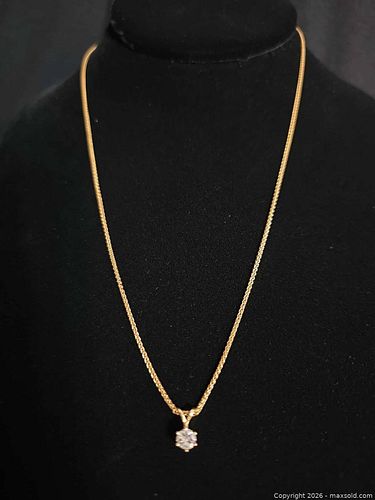 14 k gold necklace with diamond (1 of 6)
