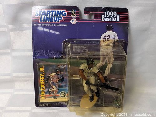 1998 Starting LIneup Ken Griffey Jr Figure and Card Set MIP (1 of 10)