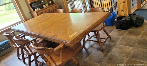 Oak Solid Wood Extendable 8-Seat Dining Table with Chairs (1 of 17)