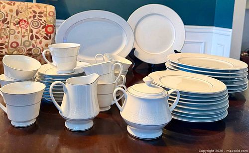 Dynasty Fine China Dinnerware Set White with Silver Trim (1 of 10)