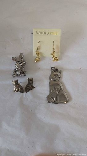 Mixed Cat & Rabbit Fashion Jewelry Lot — Studs, Dangle, Pendant (1 of 11)