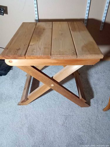 Solid Pine Folding Side Table, 24 in Top, 25–26 in Height (1 of 4)