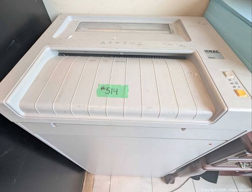 IDEAL 3802 Strip-Cut Paper Shredder (1 of 6)