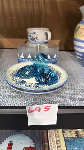 Lot #695 (1 of 13)