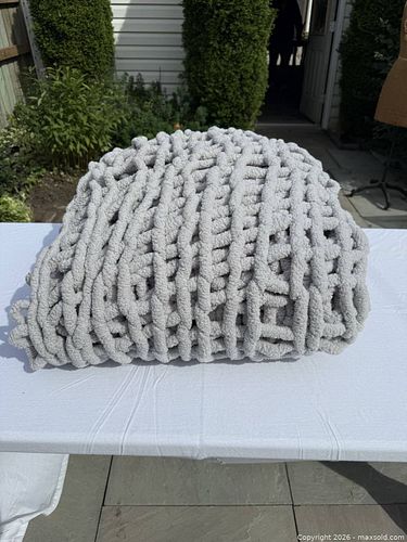 Lot #16 (1 of 4)