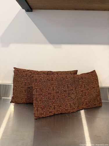 Lot #48 (1 of 4)