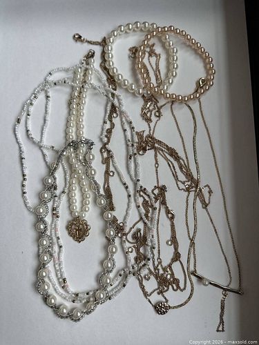 Pearl & Gold-Tone Necklace Collection (1 of 3)