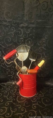 Kitchen nostalgia lot (1 of 12)