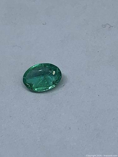0.46ct Natural Oval Emerald Loose Gemstone 6x4mm (1 of 4)