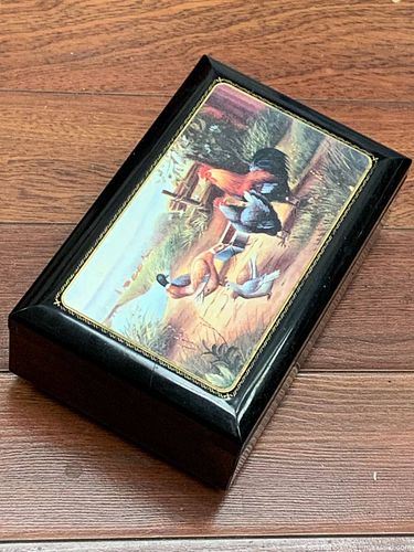 Vintage (NM) Black Lacquer Jewelry Box with Farm Scene Lid, Red Velvet Interior & Mirror (1 of 7)