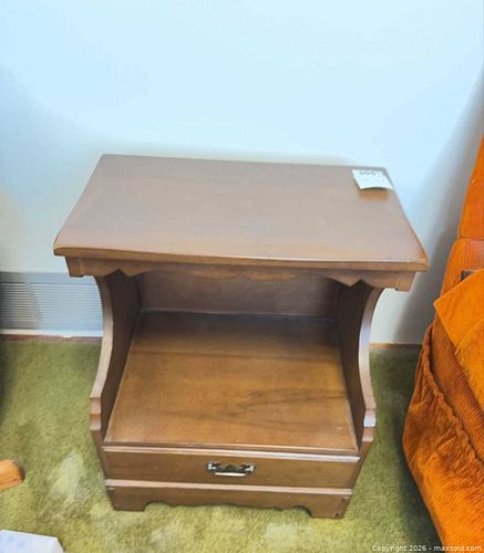 Traditional Brown Veneer Nightstand with Drawer and Shelf A (1 of 7)