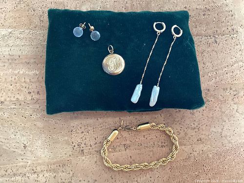 Small gold stud crystal shimmering iridescent earring (1 of 7)