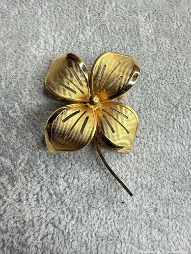 Gold-Tone Floral Vintage Brooch Pin, 1–2 in (1 of 5)