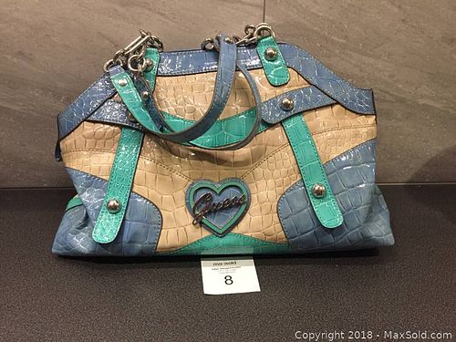 Lot #0008 (1 of 6)