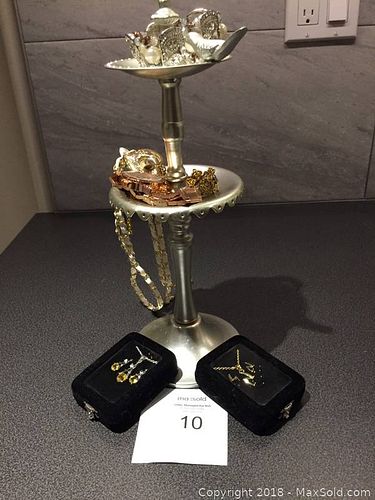 Lot #0010 (1 of 10)