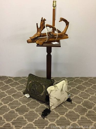 Lot #0068 (1 of 7)