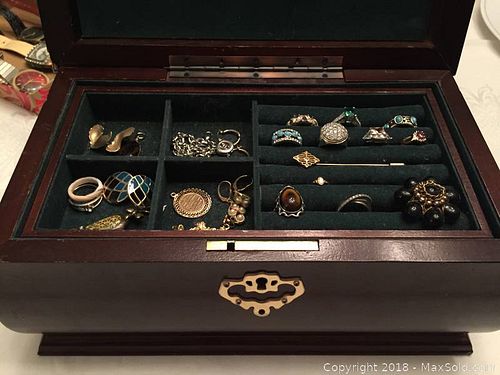 Lot #0091 (1 of 9)