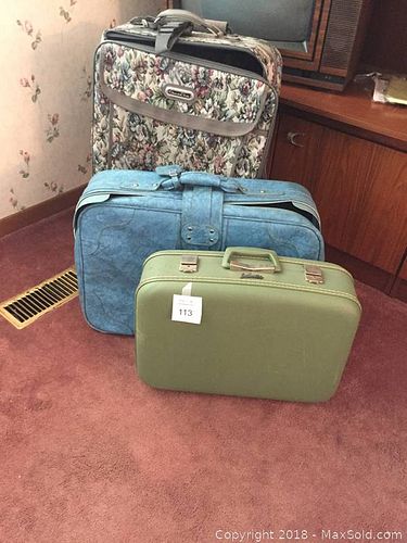 Lot #0113 (1 of 11)
