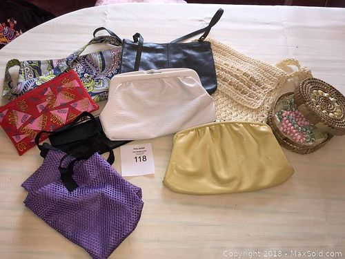 Lot #0118 (1 of 11)