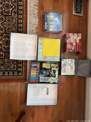 Mixed Board Games & 1000-Piece New York Puzzle Lot (1 of 12)
