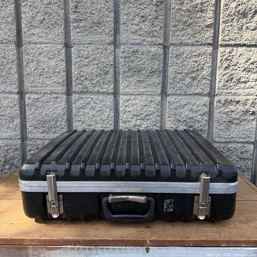 Lot #52 (1 of 9)