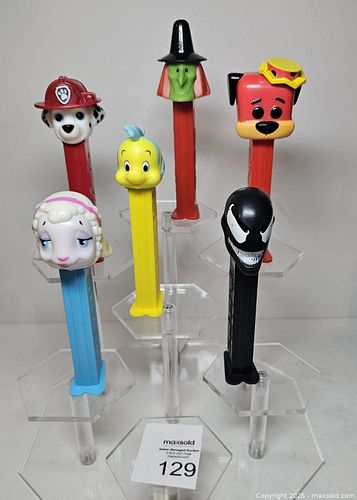 Pez Dispensers Lot 2 (1 of 4)