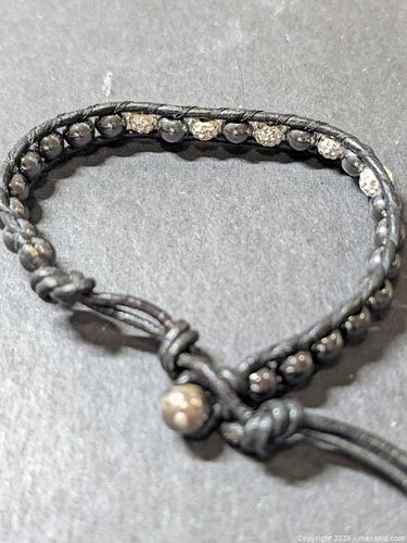Fashion Jewelry Bracelet (1 of 4)