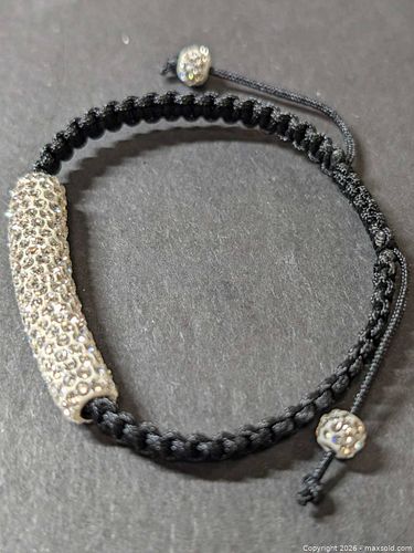 Fashion Jewelry Bracelet (1 of 3)