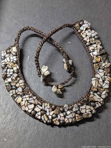 Fashion Jewelry Necklace (1 of 3)