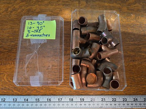 Copper pipe fittings (1 of 4)