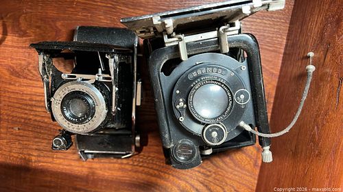 Agfa Folding Bellows Camera with Compur Shutter Two cameras.  (1 of 12)