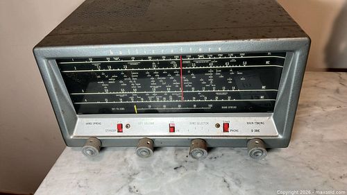 Hallicrafters S-38E Shortwave / Communications Receiver (1 of 8)