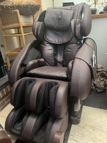 Infinity IT-8500-X3 Deluxe Full-Body Massage Chair - Brown (1 of 5)