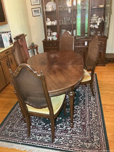 Gibbard Table And Chairs B (1 of 12)