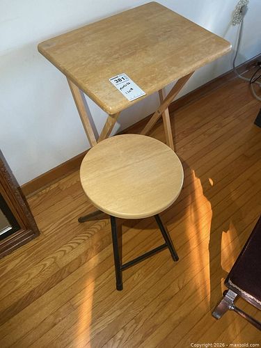 TV Table And Stool A (1 of 4)
