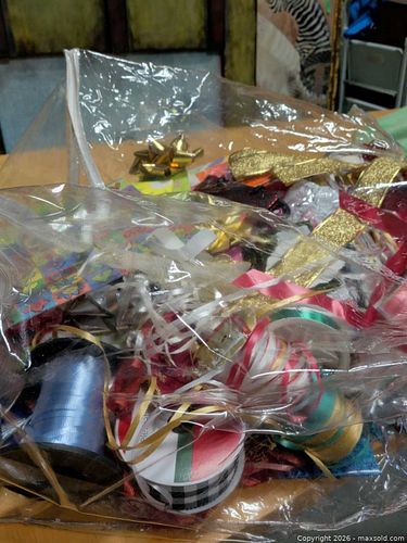 Holiday ribbon and more (1 of 4)