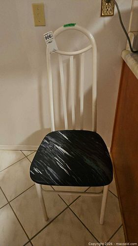 Dining Chair with Upholstered Seat C (1 of 9)