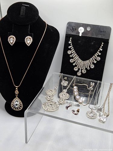 Crystal Jewelry - Vintage Liz Claiborne Filigree, Sophia Collection Collar, Rhinestone + (1 of 19)