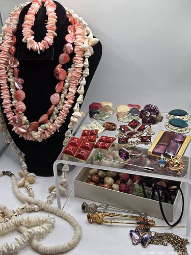 Vintage Estate Jewelry Lot - 2014 Avon Bijou Brooch, Multi-Strand Shell Necklaces, Crystal (1 of 20)