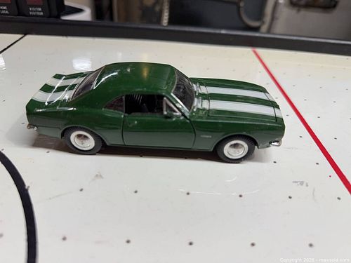 1:64 Green/White 1960s-Style Chevrolet Camaro Die-Cast Car (1 of 5)