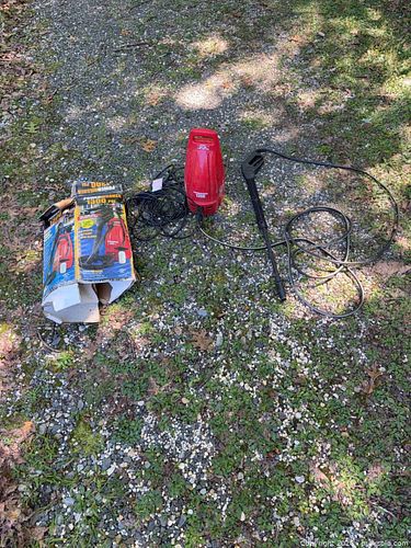 Electric 1300 PSI Pressure Washer, Red (1 of 4)