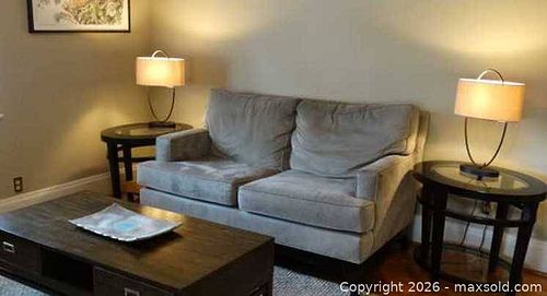 2 Seater Couch (1 of 4)