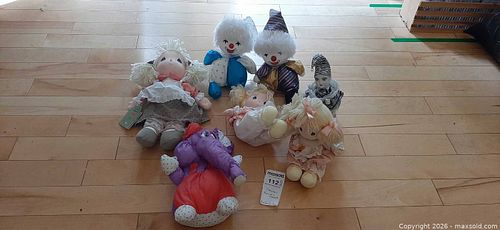 Precious Moments & Clowns (1 of 7)