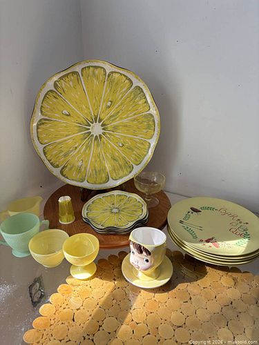 Vintage Lemon & Green Server & Novelty Lot (1 of 15)