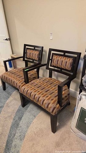 Pair of Wood Frame Armchairs with Multicolor Geometric Upholstery B (1 of 14)