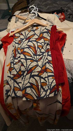 Women's Clothing B (1 of 18)
