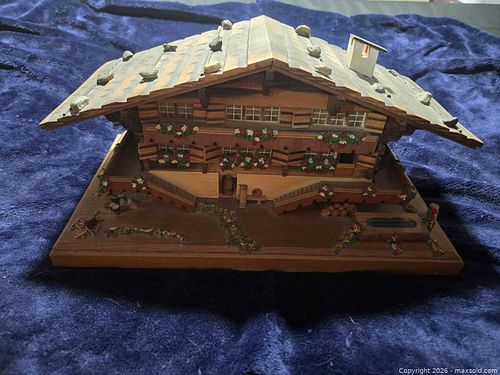 Switzerland jewlery box with music  (1 of 12)