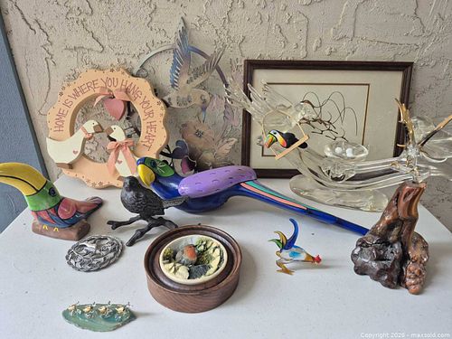 Bird Decorative Figurines, Glass Sculpture, Wood Trinket & Framed Print (1 of 20)