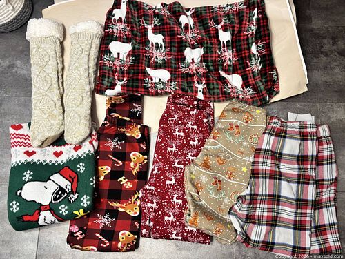 Christmas Related Women’s Clothing & Comfort (1 of 13)