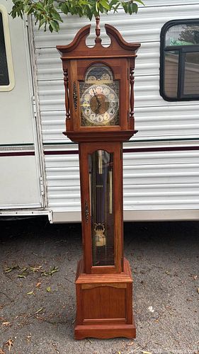 PHENOMENAL Estate German Hermle Black Forest Traditional Colonial Grandfather Clock, Cherry Wood - Works! (1 of 12)